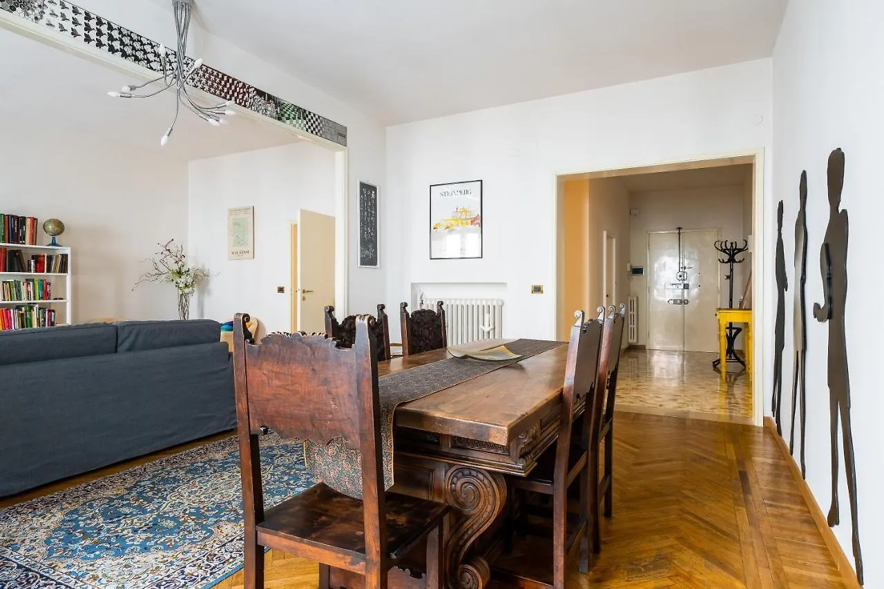 Apartamento Z8 Comfort In The Heart Of Bolonia Italia