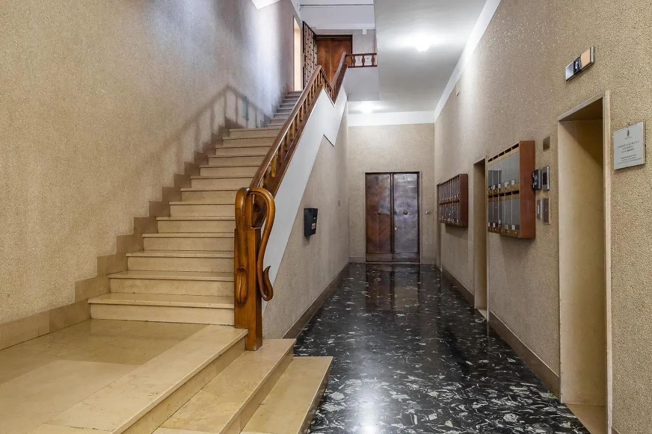 Z8 Comfort In The Heart Of Bolonia